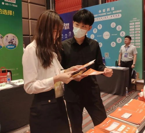 企小保荣膺三重桂冠，闪耀亚太人力服务博览会